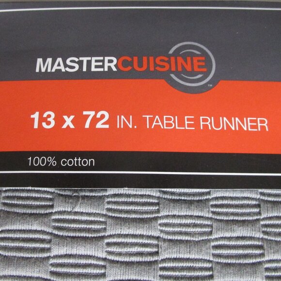 NWT 100% cotton table runner - Picture 2 of 5